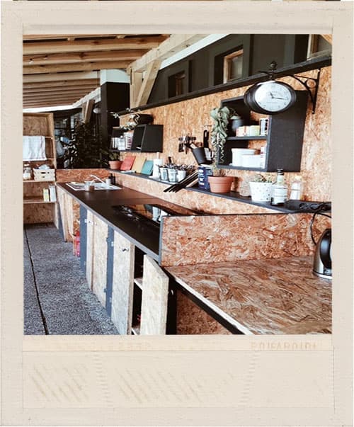 Außenküche im Green Valley Glamping